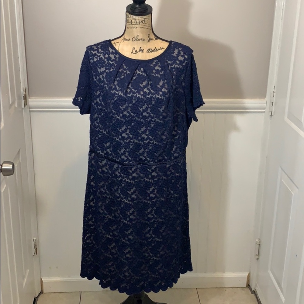 Plus Size Lace Cocktail Dress